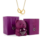Colar Dueto de Amor & Urso com Rosa Eternizada + Nomes Gravados! 🧸