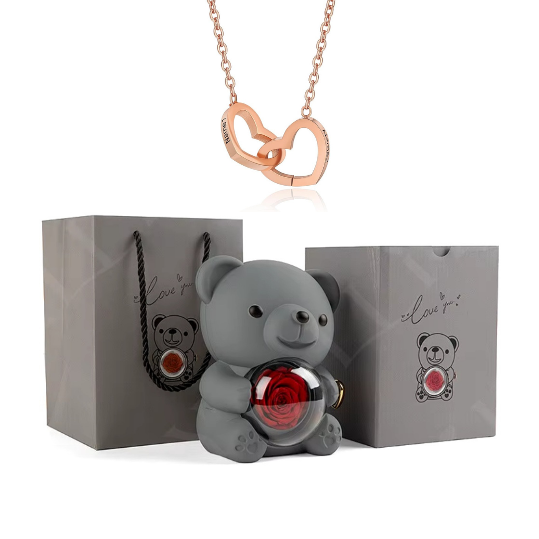 Colar Dueto de Amor & Urso com Rosa Eternizada + Nomes Gravados! 🧸